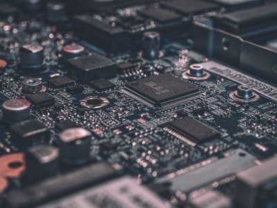 The Underground Ideas Fund